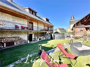 maison-villa à la vente -   65170  SAINT-LARY-SOULAN, surface 280 m2 vente maison-villa - APR695447